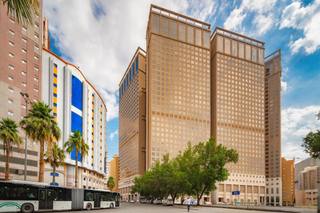 Al Kiswa Towers Hotel