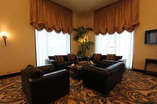 Awaliv International Hotel