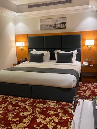  Bellevue Park Royal Hotel