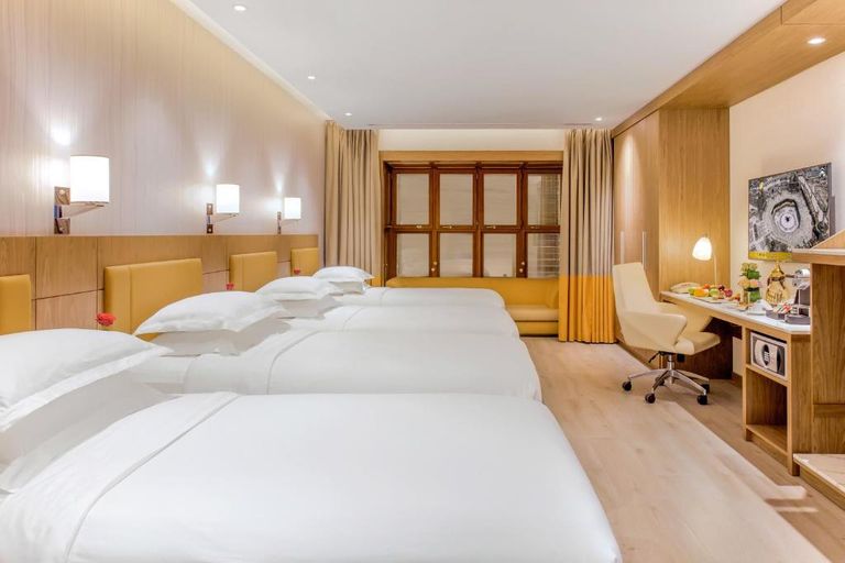 hotel image 4