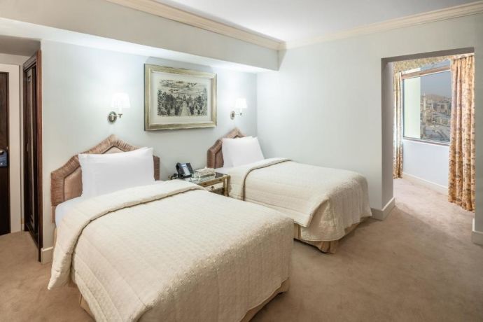 hotel image 10