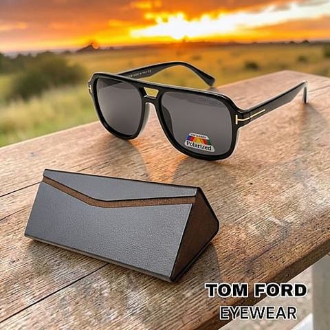 Lunettes de soleil noires